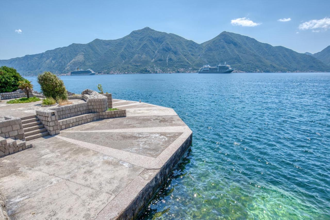 Apartment Elegant Kotor Exterior photo